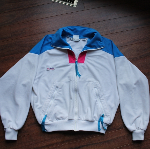 Columbia Tops - Columbia zip up ski hill vibes